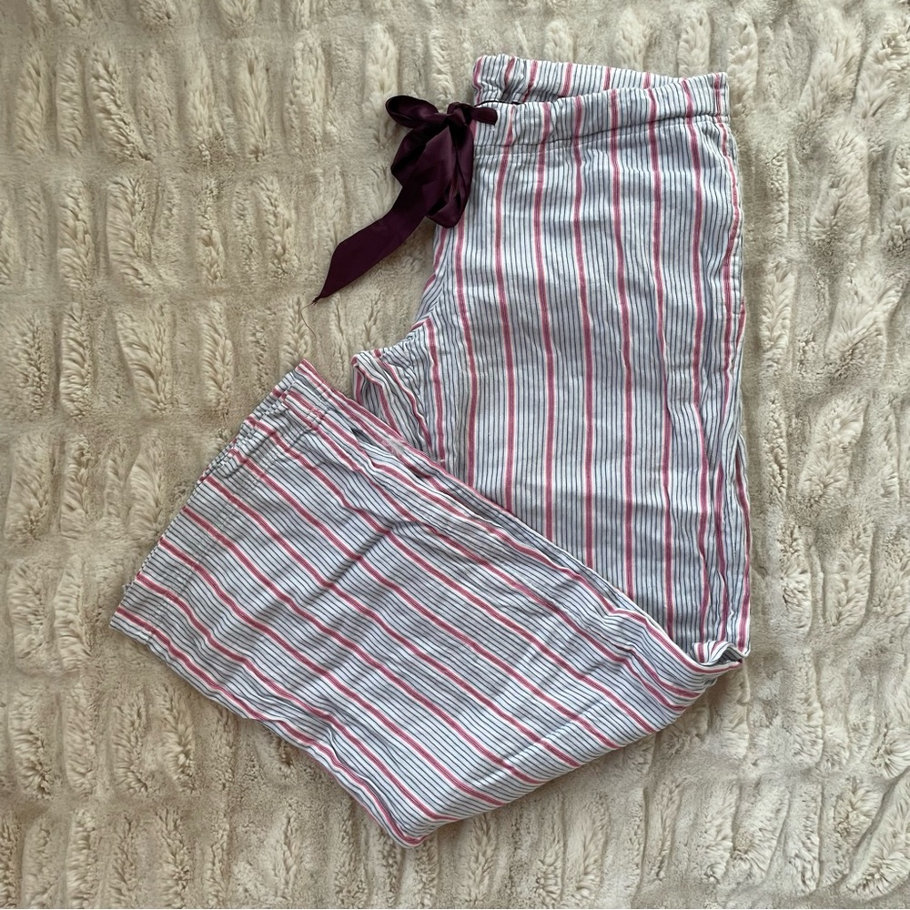Victoria’s Secret Blue and Pink Striped Drawstring Pajama Pants with Poc…